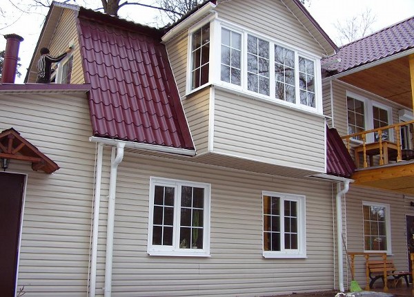 Остекление дачи пластиковыми окнами в Лобне